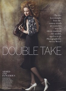 Meisel_US_Vogue_August_2011_01.thumb.jpg.066d4f9da4a4fba4a8ff9fa00752b8d3.jpg