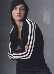 Meisel_US_Vogue_March_2003_04.thumb.jpg.8268ffea70db0402a51a451ce50e9116.jpg