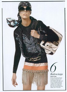 Meisel_US_Vogue_November_2007_06.thumb.jpg.cb0413d2f0f7ef796abf66ab52119a67.jpg