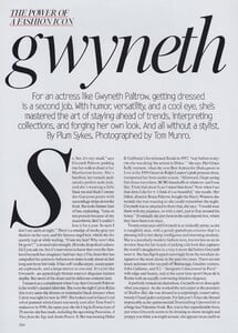 Munro_US_Vogue_March_2002_01.thumb.jpg.acbb84db92e700359b42d56c4f3e5d28.jpg