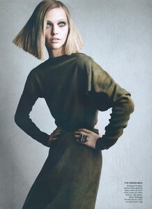 Naturally_Demarchelier_US_Vogue_November_2010_07.thumb.jpg.e100dba981e6fe4871039e64b2b9ddaa.jpg