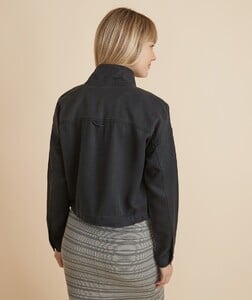 Oslo_Drapey_Utility_Jacket_Black37894-FINAL-Web.thumb.jpg.8a33f2ee1e1befd17dc81ef4381f82ca.jpg