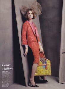 Peerless_Meisel_US_Vogue_January_2008_04.thumb.jpg.18f0fcea97e597af220b1f5c8cc36bed.jpg