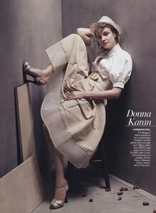 Peerless_Meisel_US_Vogue_January_2008_05.thumb.jpg.04116dc699a20363bd84a542e0d33cad.jpg