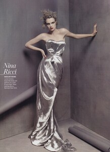 Peerless_Meisel_US_Vogue_January_2008_14.thumb.jpg.9b1f007dd3cbfe6b0f52d8f6a316a7d0.jpg