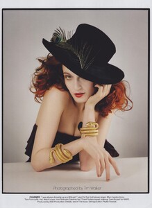 Pennetta_Walker_US_Vogue_April_2011_02.thumb.jpg.383688cd6c7c620d44d4a77f7ba00f9b.jpg