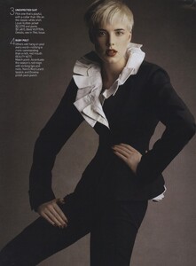 Perfect_Demarchelier_US_Vogue_March_2007_04.thumb.jpg.0732fc2dee51cb2ca51fe0857b6ca3ac.jpg