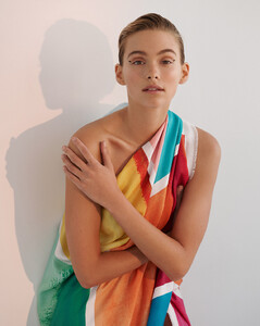 Photographer-Carmen-Rose-Fashion-Editorials-Nikki-Hillier-1.jpg