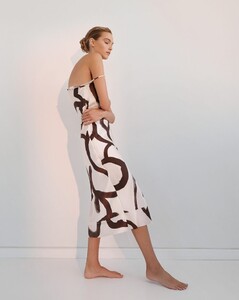 Photographer-Carmen-Rose-Fashion-Editorials-Nikki-Hillier-8-819x1024.jpg