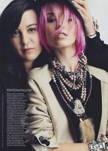 Pride_Roy_US_Vogue_November_2011_04.thumb.jpg.8867bc6fc3565178d9fe695dcd16fd97.jpg