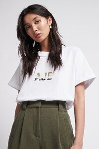 S23-20AJ1249_Arcadian_Tee_White_Print_Logo-20399-Aje-2471.jpg