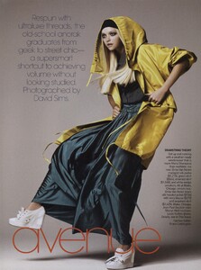 Sims_US_Vogue_February_2007_02.thumb.jpg.994ff8e2a29c2add0e4eed3d2f2bcddf.jpg