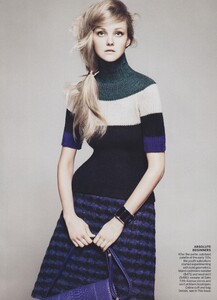 Sims_US_Vogue_May_2011_02.thumb.jpg.94d5e3c3091a5cc9eb3c098a773357a1.jpg