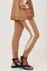 Spell-MaverickRacerStripeTrackpants-Caramel-1680-close_1000x1000.jpeg