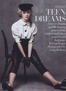 Teen_McDean_US_Vogue_August_2011_02.thumb.jpg.e420402561d369d931bd344231178c97.jpg