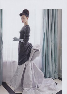 Tender_Meisel_US_Vogue_September_2010_03.thumb.jpg.05ba85f412b536207334e18c26d14f4d.jpg