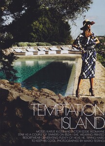 Testino_US_Vogue_December_2011_02.thumb.jpg.66feb4fa0ae20670f0338b053a2d804f.jpg