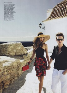 Testino_US_Vogue_December_2011_16.thumb.jpg.9716fdad956e4f62a2a6d5118ff4c2b8.jpg