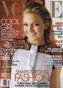 Testino_US_Vogue_July_2006_Cover.thumb.jpg.aeedd20ac3b77017d79bf2ed095bf63f.jpg