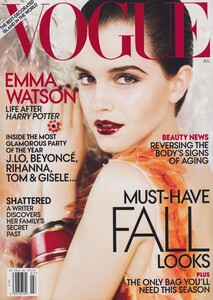 Testino_US_Vogue_July_2011_Cover.thumb.jpg.c075e91d49f90ef4a7bc481dd2eed1fc.jpg