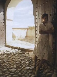 Testino_US_Vogue_March_2007_08.thumb.jpg.48b0ab6ec6e9e37947ce18fce244178a.jpg
