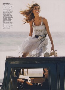 Testino_US_Vogue_October_2006_14.thumb.jpg.dbd93275cfae2cc55de38aec3a775723.jpg