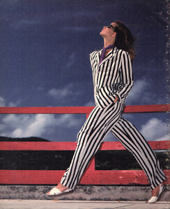 TheNYTimesMagUS040187Stripes01.thumb.jpg.a032e8bb9176f03351e12f3cf341b8e2.jpg