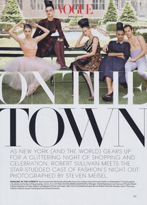 Town_Meisel_US_Vogue_September_2010_01.thumb.jpg.096444ca2d0266e90a2e8945cf1e3e33.jpg