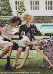 Town_Meisel_US_Vogue_September_2010_06.thumb.jpg.760f7bd5f649b91b85e98b255256545f.jpg