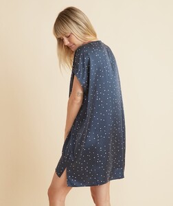 Washable_Silk_Popver_Navy_Starry_Night_Print35560-FINAL-v2.thumb.jpg.685a9c9150fedc371b1d64aa370f4710.jpg