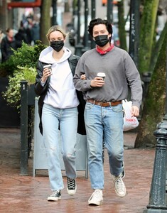 ari-fournier-and-cole-sprouse-out-in-vancouver-03-07-2021-2.jpg