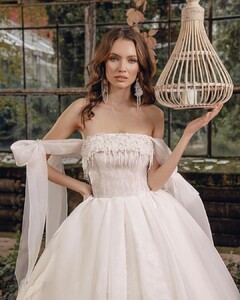 ariamobridal_152613107_2899688463684330_2084072580683100222_n.jpg