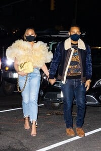 chrissy-teigen-and-john-legend-at-panna-il-garden-in-new-york-03-07-2021-6.jpg