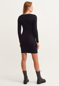 cut-out-mini-elbise_black-siyah_5_enbuyuk.jpg