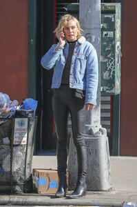diane_kruger_spotted_out_in_nyc006.jpg