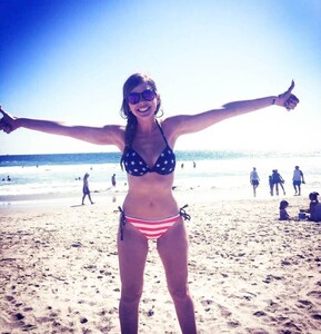 dreama-walker-bikini-pics.jpg