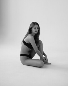 e91e9cbd9b9b496ec0e2787dc269573a_1600x2000.thumb.jpg.30b5c3fdef635f3ec9d1ae4a51a72964.jpg