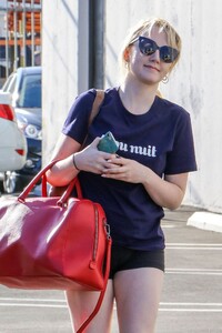 evanna-lynch-out-in-los-angeles-09-21-2018-0.jpg