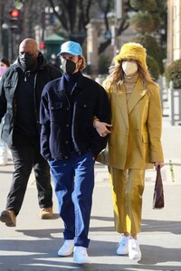 hailey-rhode-bieber-and-justin-bieber-paris-02-28-2021-10.jpg