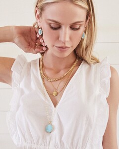 kendra-scott-natalie-necklace-gold-light-blue-magnesite-02-og-lg.thumb.jpg.4c0d1ce671a349ee22d8b3c5512f5f68.jpg