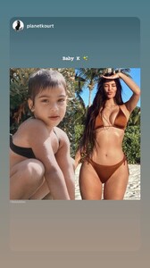kimkardashian_2021.3.7_fhayhw.jpg