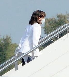 lady-gaga-at-leonardo-da-vinci-international-airport-in-rome-03-04-2021-5.jpg