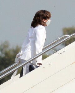 lady-gaga-at-leonardo-da-vinci-international-airport-in-rome-03-04-2021-6.jpg