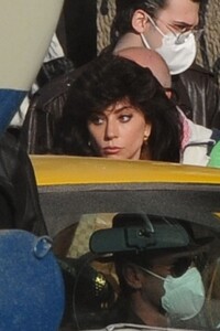 lady-gaga-house-of-gucci-filming-set-in-milan-03-10-2021-6.jpg