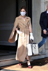 lady-gaga-is-stylish-rome-03-02-2021-10.jpg