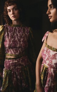 large_alemais-print-rosetta-swirl-printed-cotton-silk-dress.jpeg