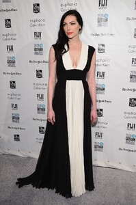 laura-prepon-2015-ifp-gotham-independent-film-awards-in-new-york_2.jpg