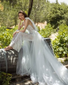 michal_azulay_bridal_couture_164500961_880544956057039_1322626964064513646_n.jpg