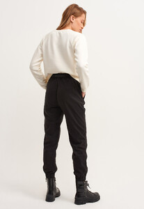 nature-friendly-casual-jogger-pantolon--tencel-_black-siyah_4_enbuyuk.jpg