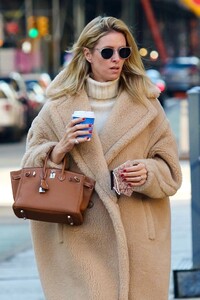 nicky-hilton-in-a-brown-teddy-bear-coat-in-downtown-manhattan-03-08-2021-2.jpg